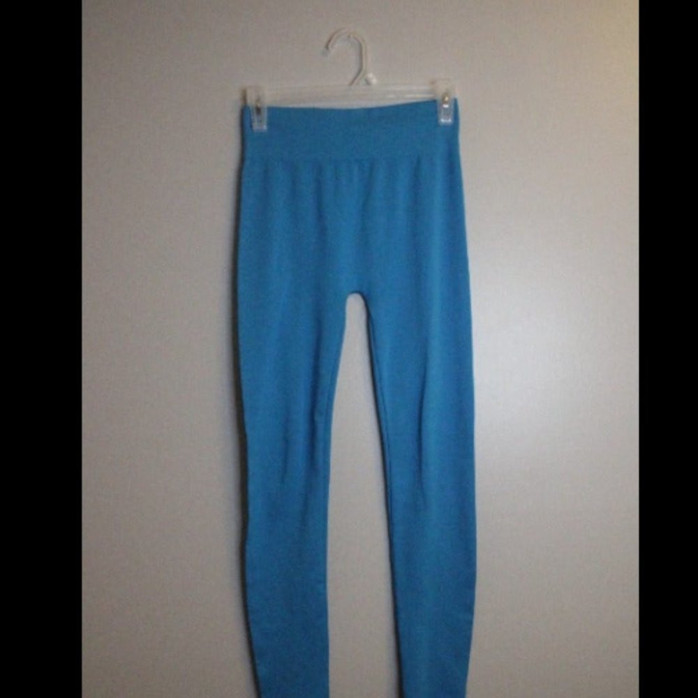 Blue leggings